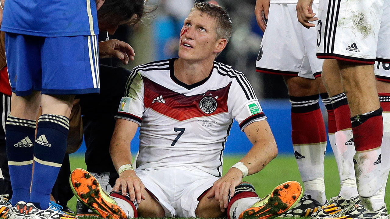 Schweinsteiger: A bloody mess of a powerhouse - Sportsnet.ca