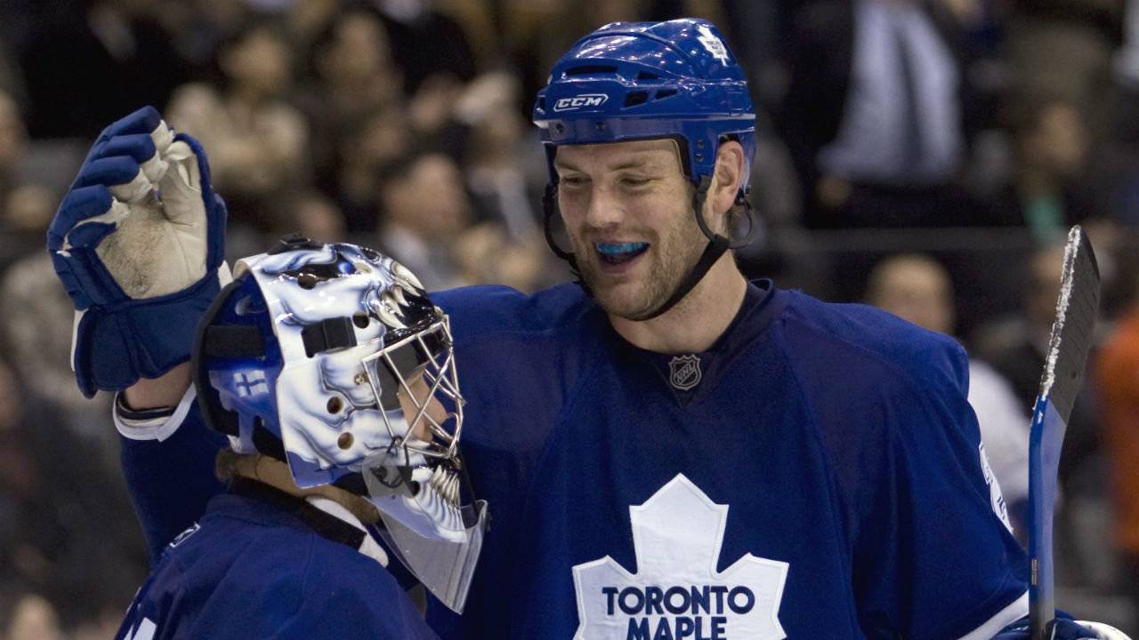 Former Maple Leafs defenceman Hal Gill retires