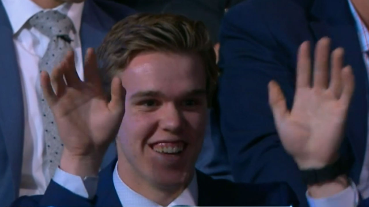 Watch McDavid Strome Share Funny Moment Sportsnet Ca