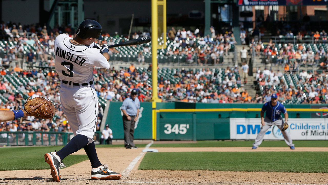 Detroit Tigers' Ian Kinsler connects for a two-run walk-off home run. (Carlos Osorio/AP)