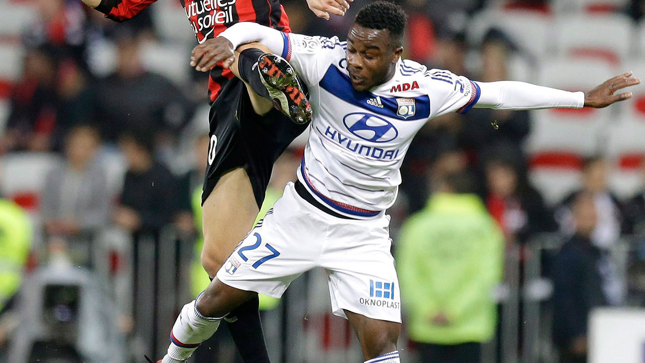 Maxwell scores twice as Lyon beats Montpellier