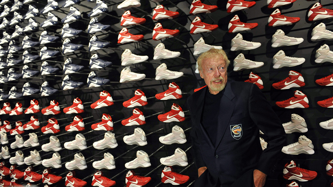 Nike Founder Phil Knight On Story And Culture Behind His Sports Apparel Juggernaut Sportsnetca 4042