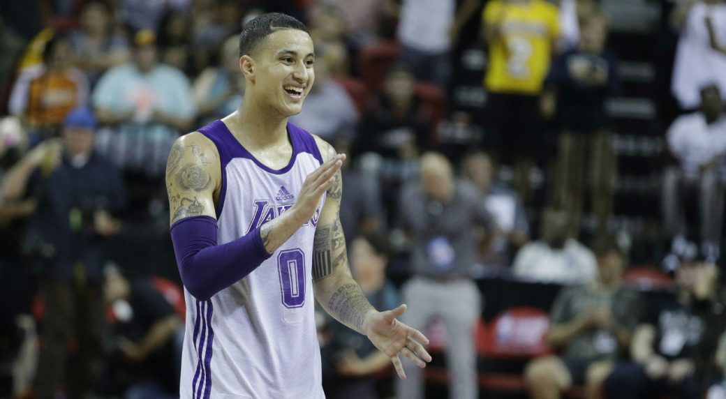 Lakers overcome Ball's injury to beat Mavs, reach title game