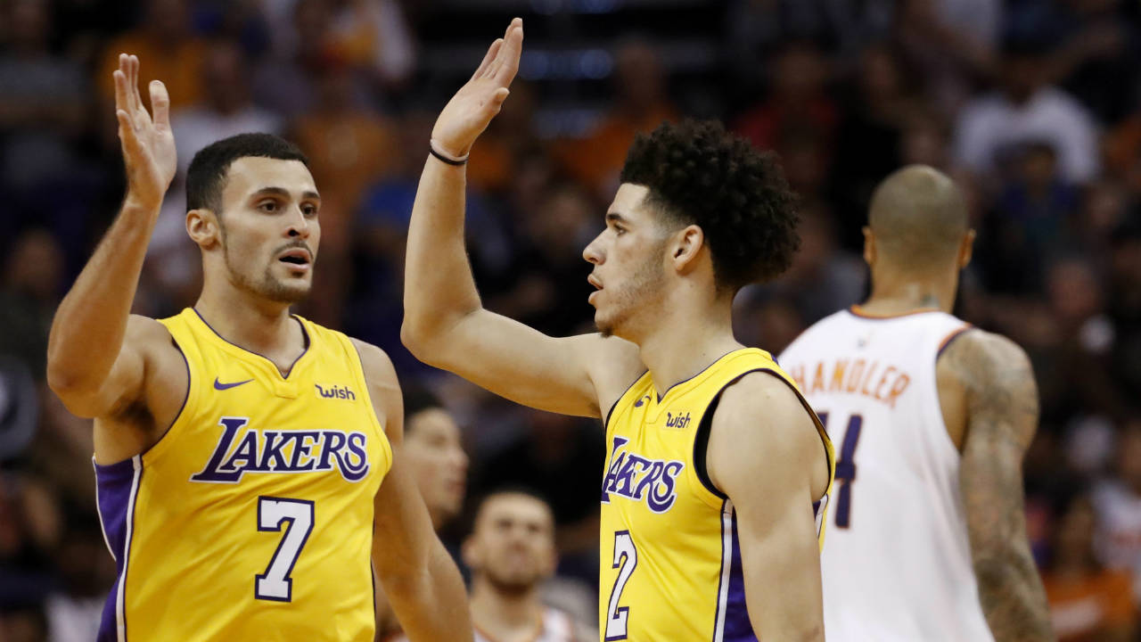 Resultado de imagem para lakers suns