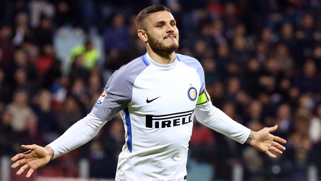 Icardi scores twice as Inter beats Cagliari to go top of Serie A