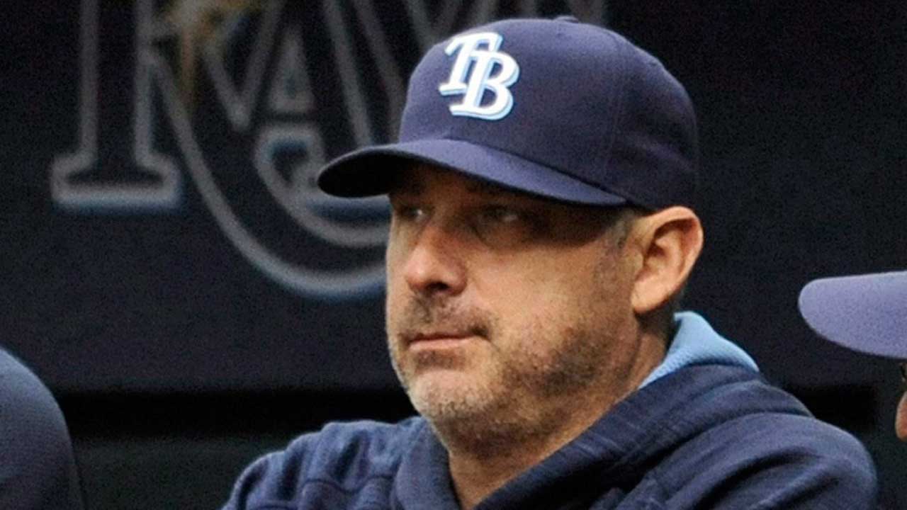 Former Blue Jays coach Shelton joins Twins as bench coach 15 Minu...