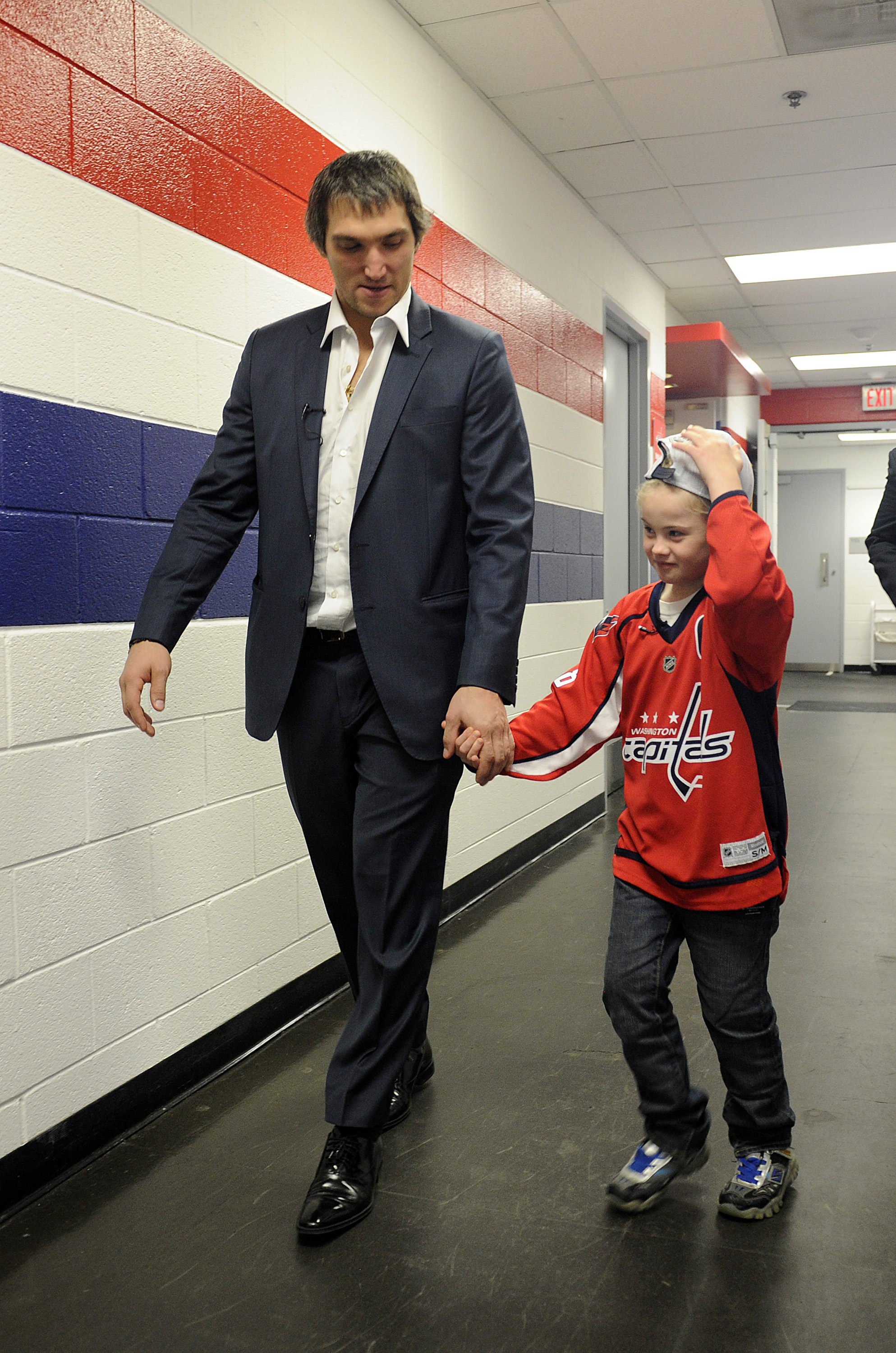 Carolina Hurricanes v Washington Capitals