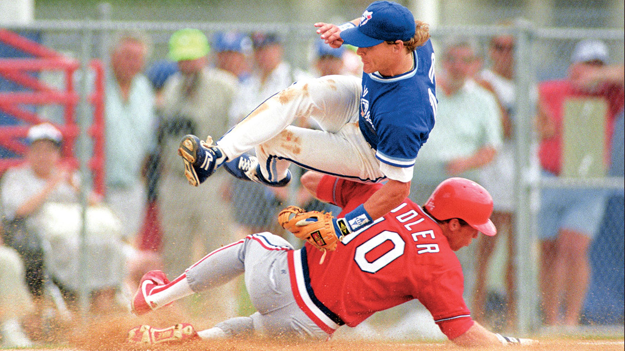 Joe Carter, Dave Stieb celebrate 1992 World Series team