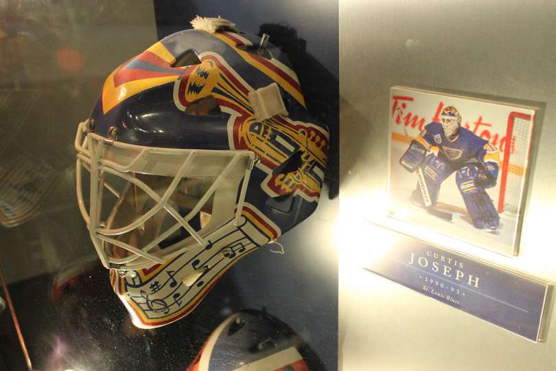 Curtis JOSEPH St. Louis BLUES #31 CUJO Mad DOG MASK #1