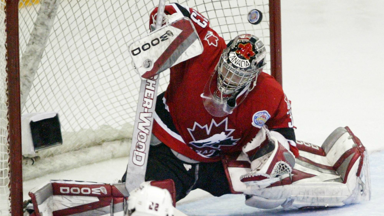 Canada goaltender Kim St. Pierre at the 2004 World Women's Ice Hockey Championship in Halifax, N.S. (CP PHOTO/Frank Gunn)