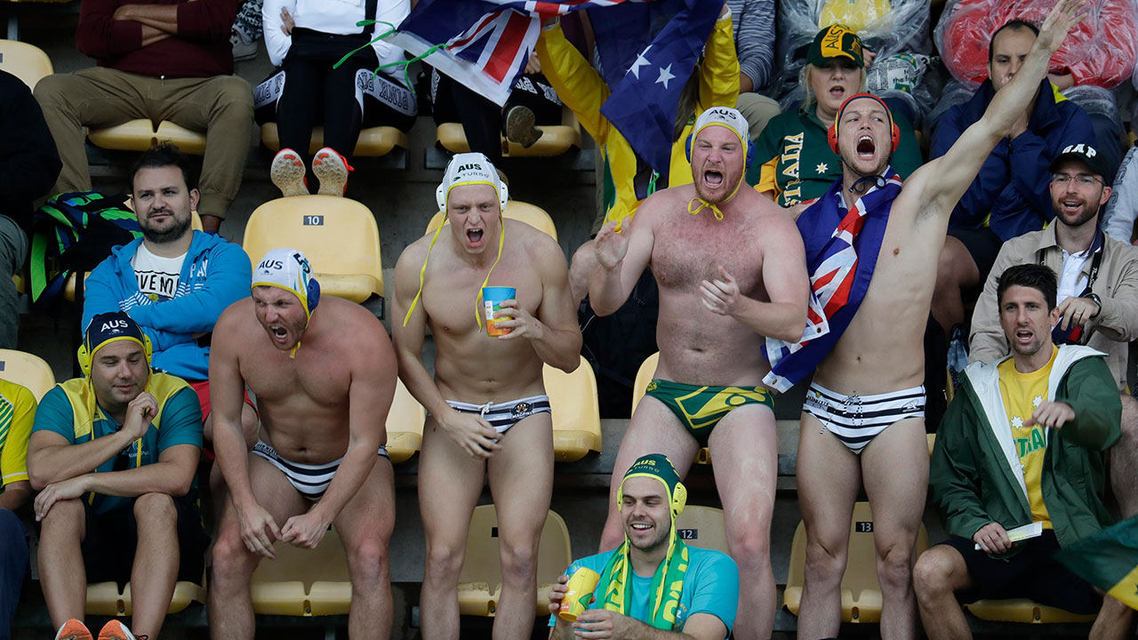 australian_water_polo_fans