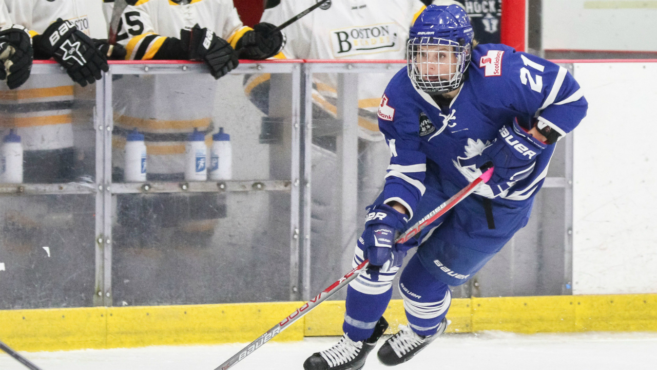 Renata Fast with the Toronto Furies.(Chris Tanouye/CWHL)