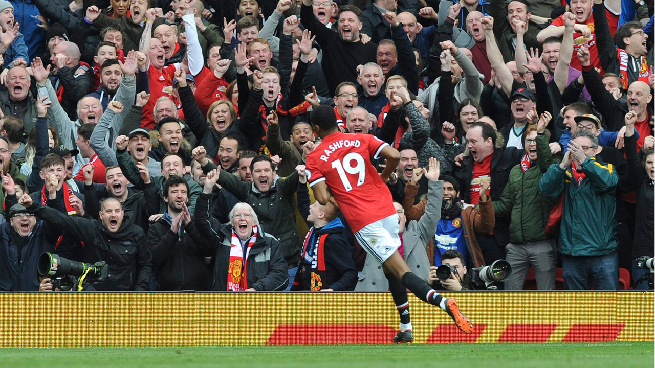 Rashford double helps Man United topple Liverpool