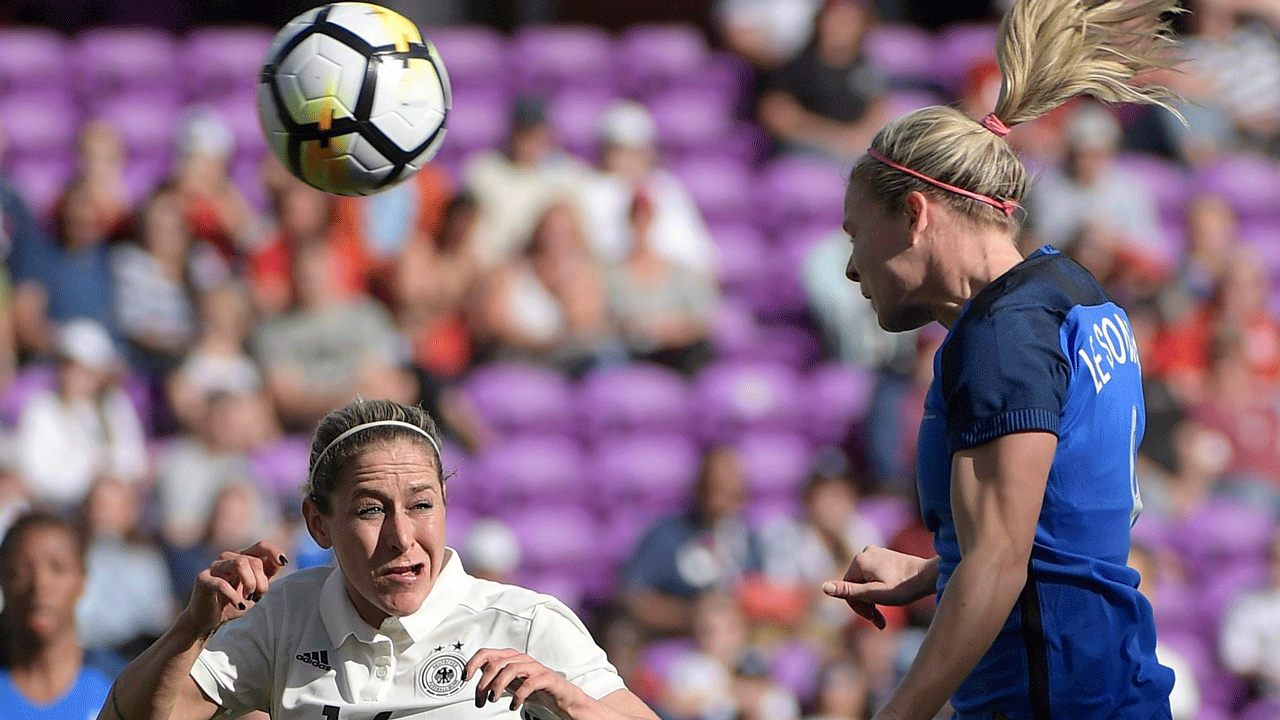 Le Sommer leads France past Canada in women’s international friendly