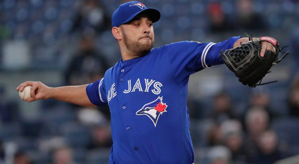 Yankees visit Toronto for brief series