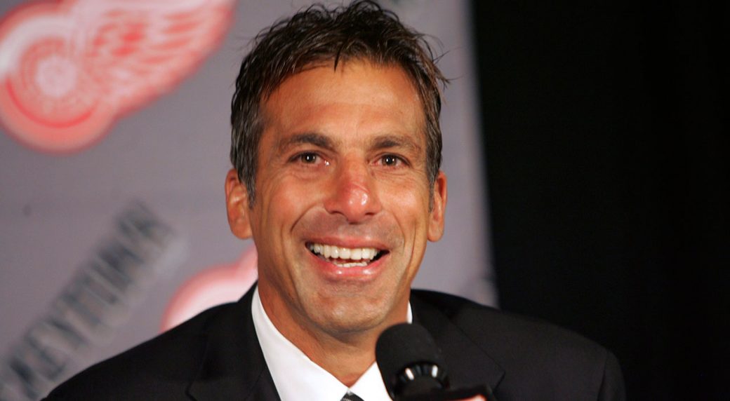 Chris Chelios leaving Red Wings to return to Chicago