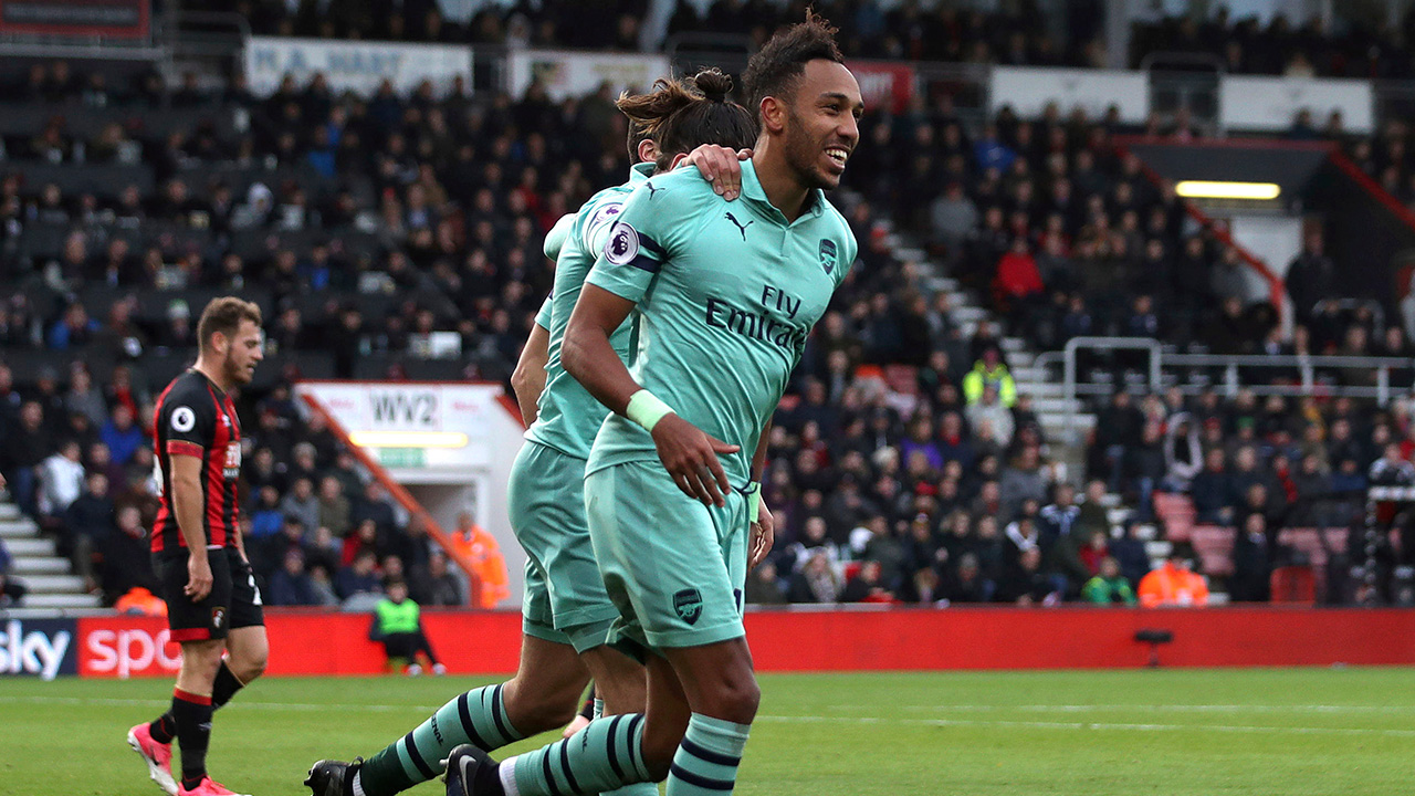Aubameyang helps Arsenal to win at Bournemouth