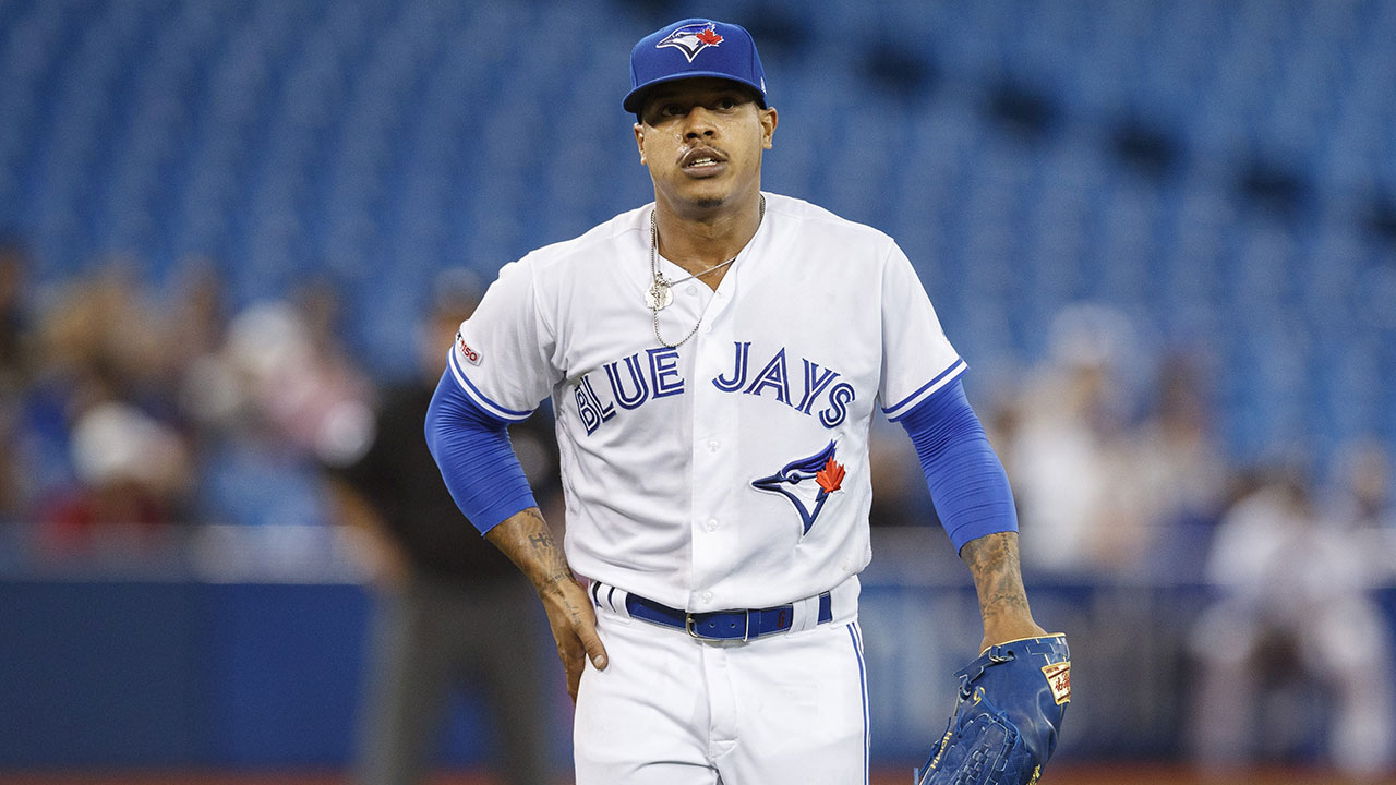 MLB-Blue-Jays-Stroman-stands-on-mound